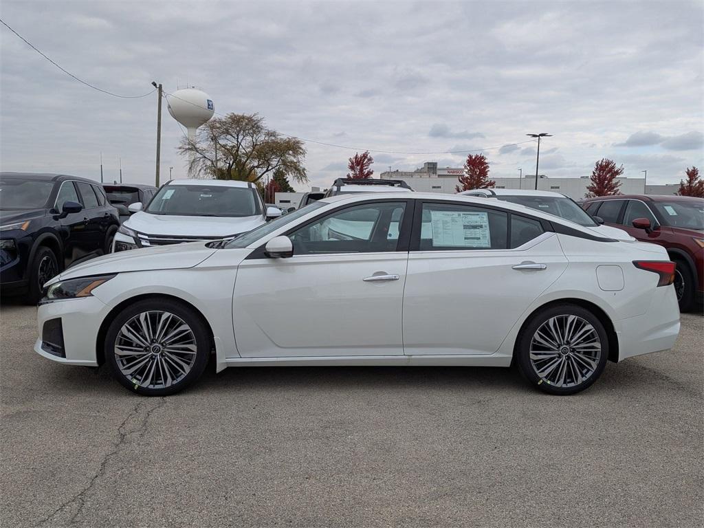new 2025 Nissan Altima car, priced at $35,935