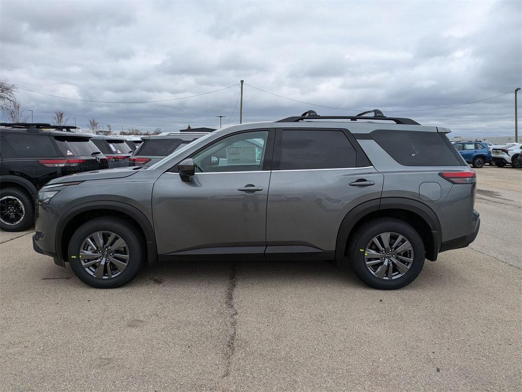 new 2025 Nissan Pathfinder car, priced at $40,086