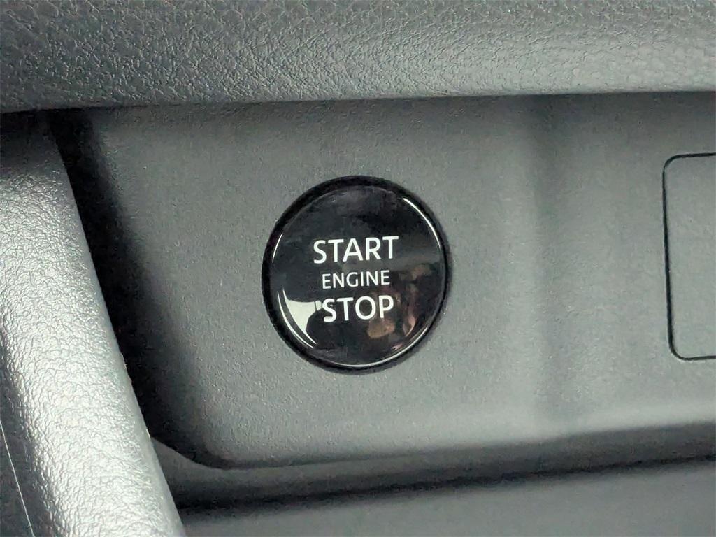 new 2025 Nissan Rogue car, priced at $31,067