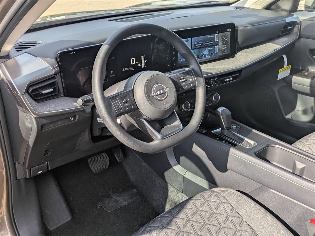 new 2025 Nissan Kicks car, priced at $23,653