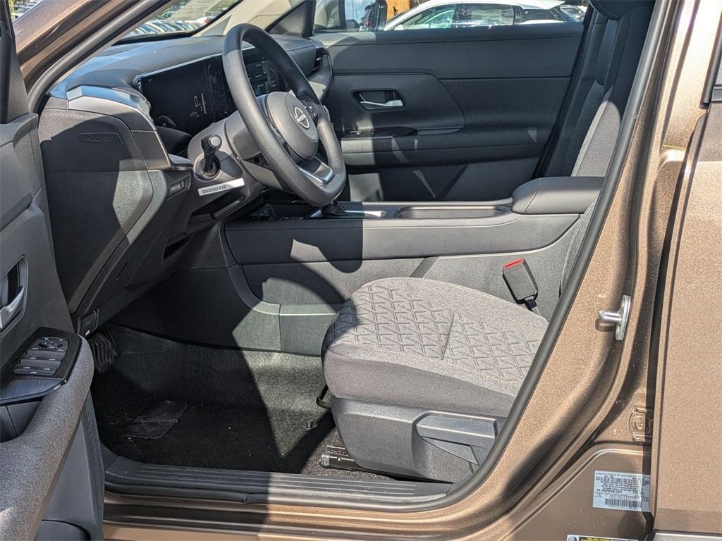 new 2025 Nissan Kicks car, priced at $23,653