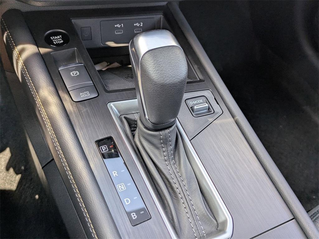 new 2025 Nissan Kicks car, priced at $25,433