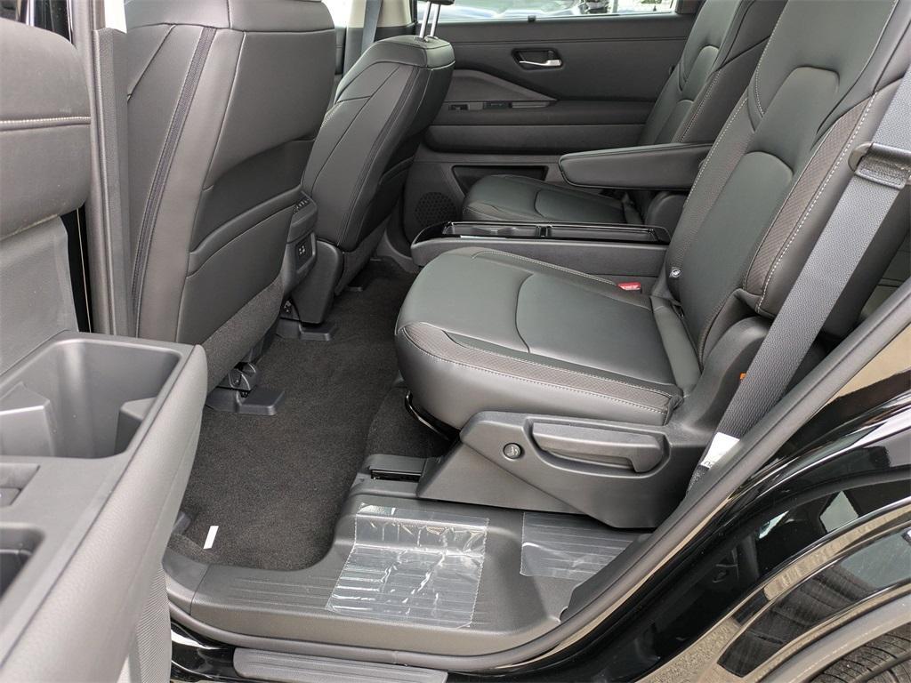 new 2025 Nissan Pathfinder car, priced at $42,918