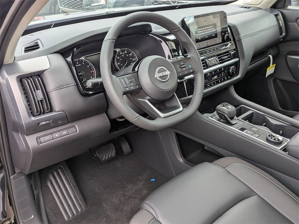 new 2025 Nissan Pathfinder car, priced at $42,918