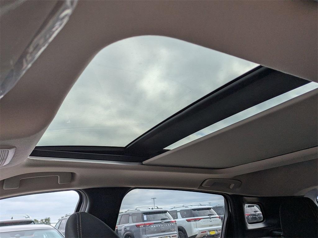 new 2025 Nissan Kicks car, priced at $27,180