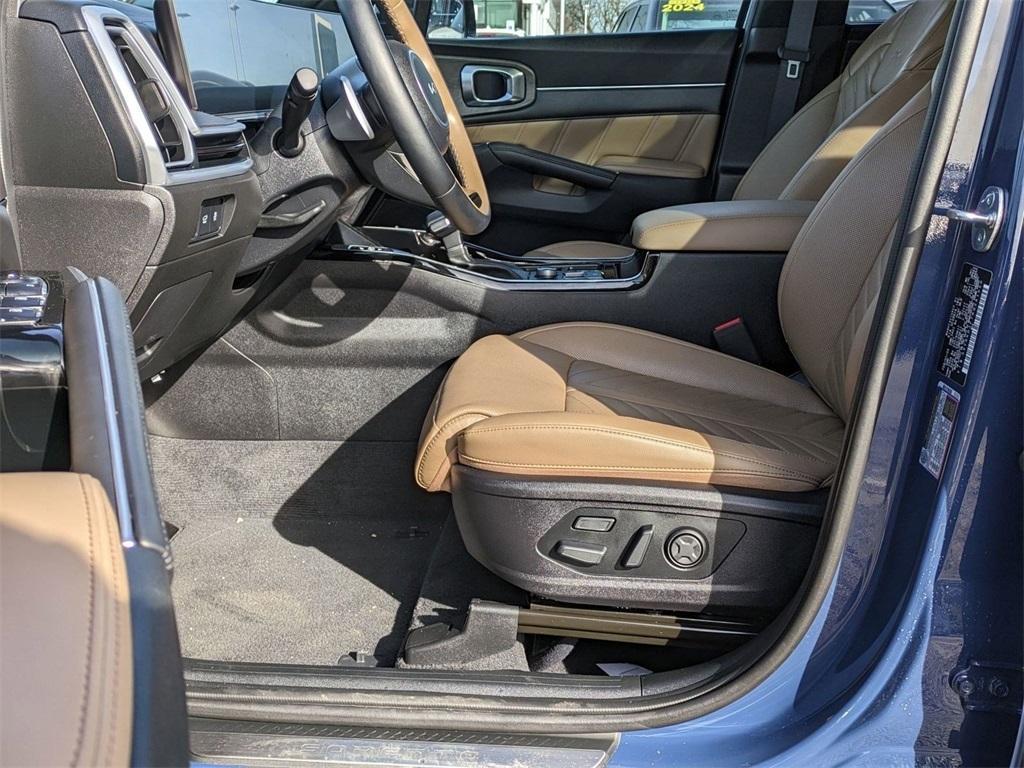 used 2024 Kia Sorento car, priced at $41,010