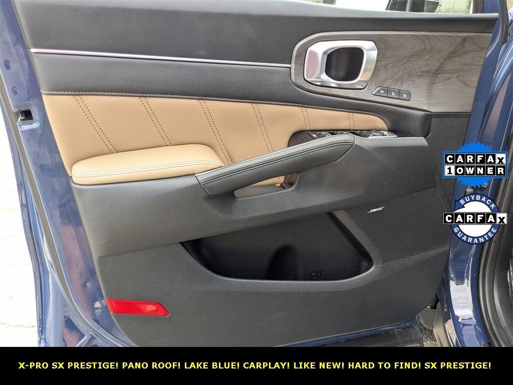 used 2024 Kia Sorento car, priced at $36,877
