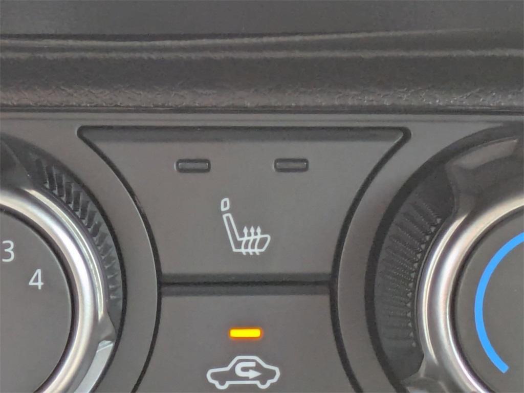 new 2025 Nissan Kicks car, priced at $25,855