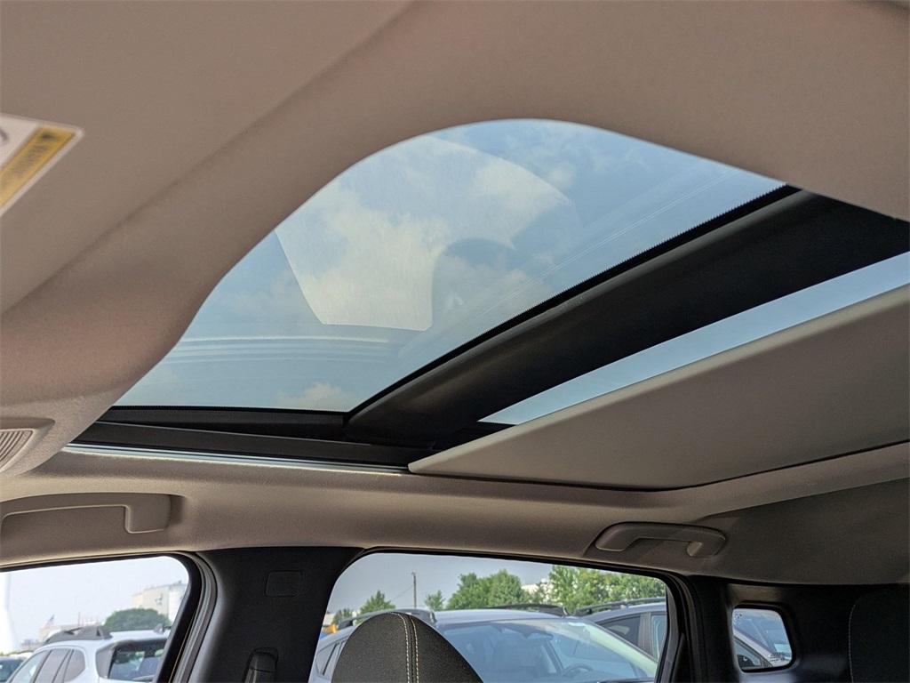 new 2025 Nissan Kicks car, priced at $25,855