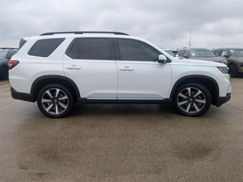 used 2023 Honda Pilot car, priced at $44,977