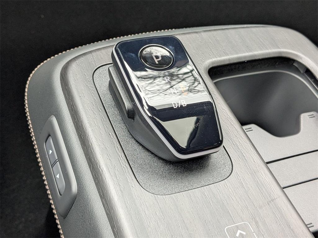 new 2025 Nissan ARIYA car, priced at $40,686