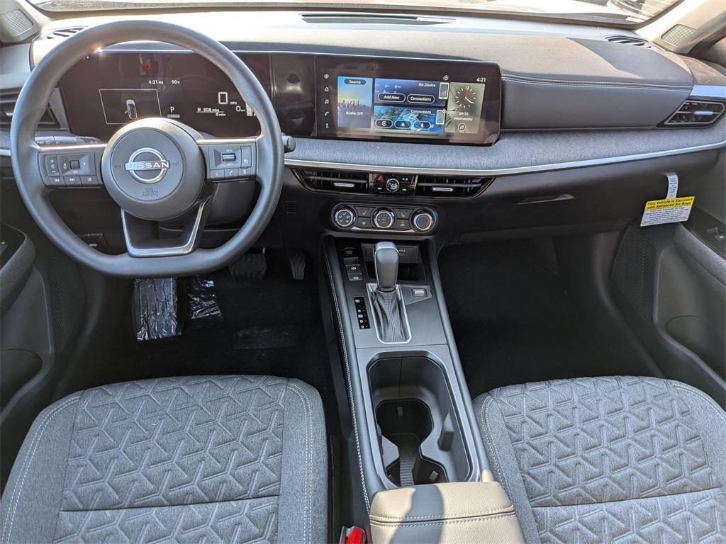 new 2025 Nissan Kicks car, priced at $26,305