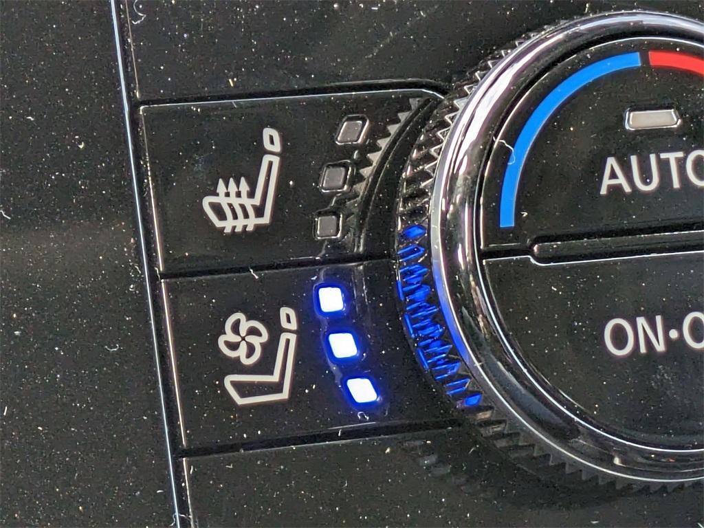 new 2025 Nissan Pathfinder car, priced at $50,065