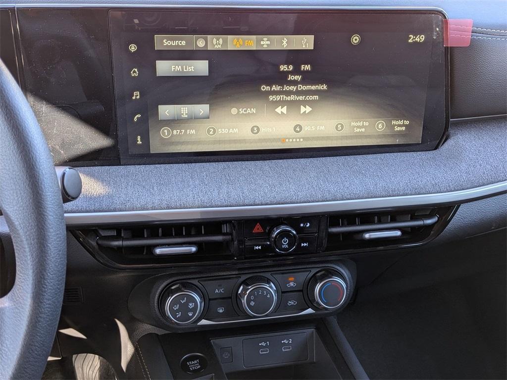 new 2025 Nissan Kicks car, priced at $24,455