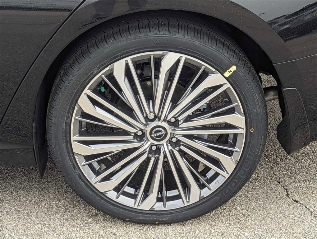 new 2024 Nissan Altima car, priced at $28,999