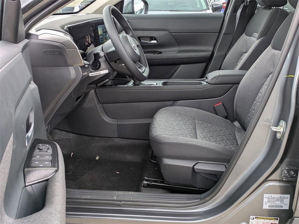new 2025 Nissan Kicks car, priced at $27,112