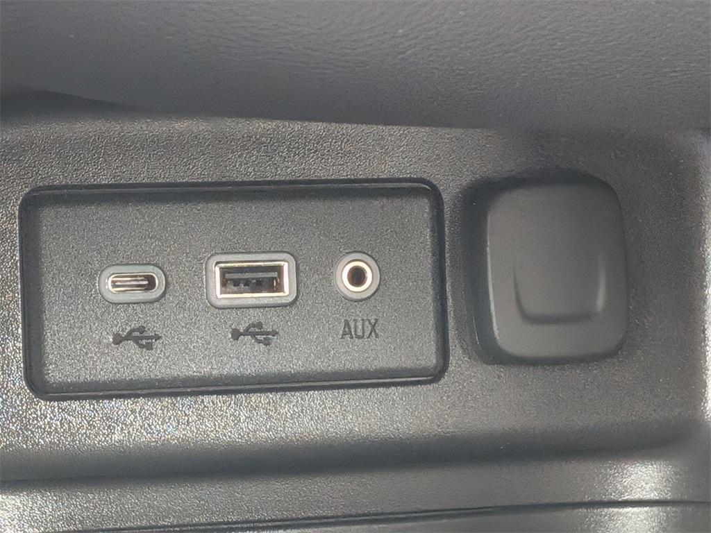 used 2024 Chevrolet Equinox car, priced at $23,977