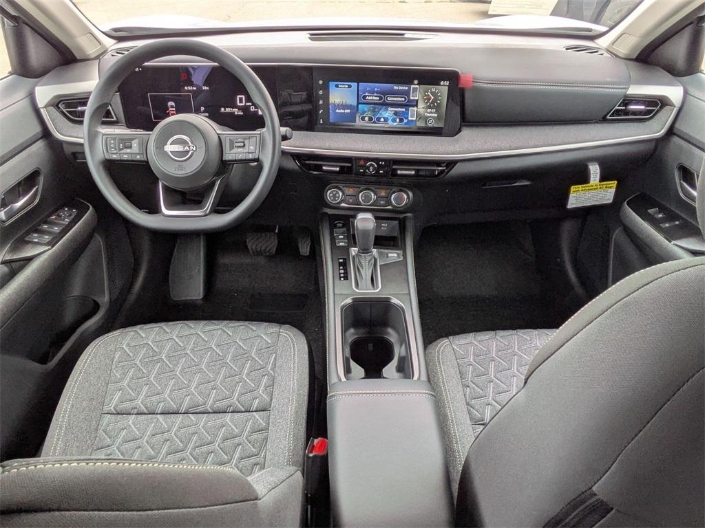 new 2025 Nissan Kicks car, priced at $24,535