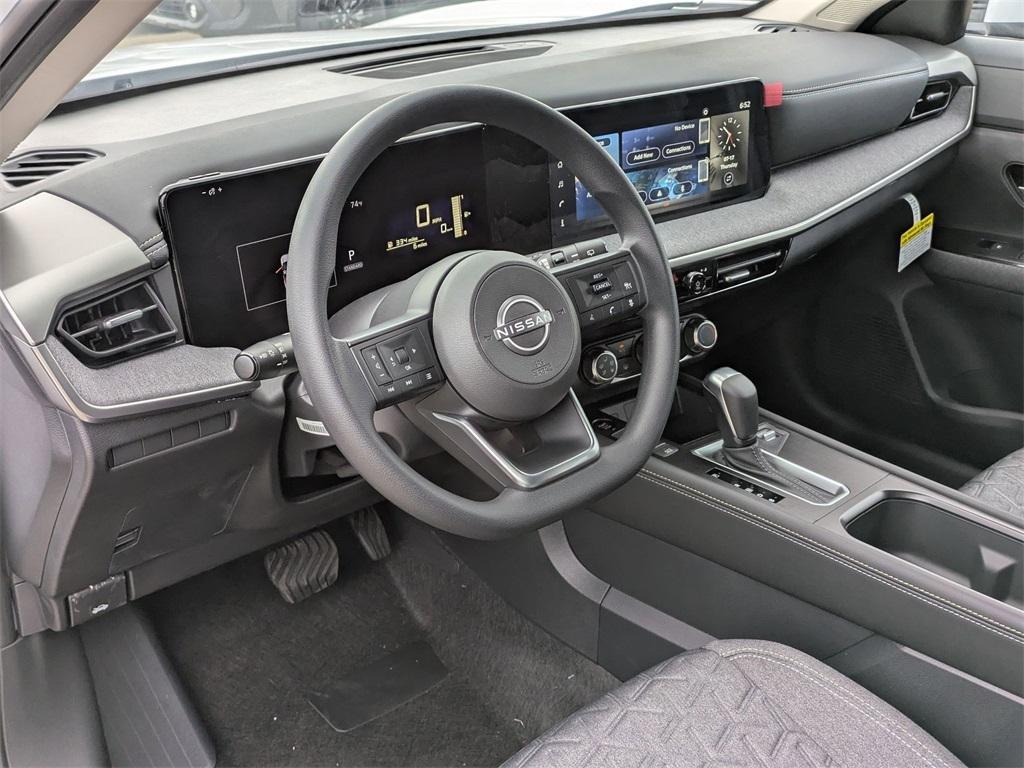 new 2025 Nissan Kicks car, priced at $24,535