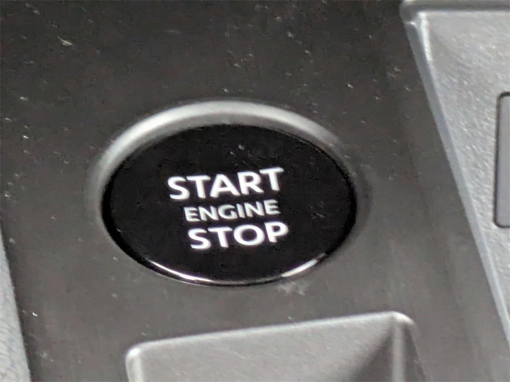 new 2025 Nissan Kicks car, priced at $24,535