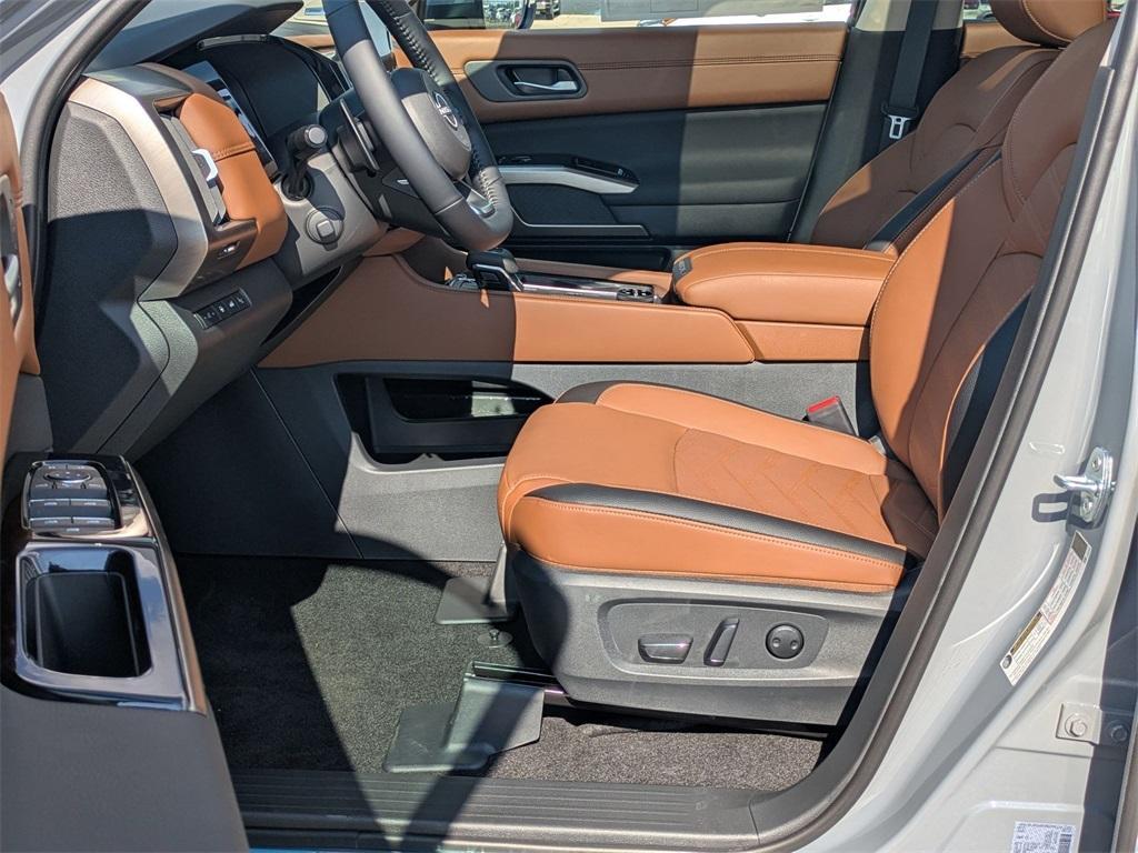 new 2025 Nissan Pathfinder car, priced at $49,795