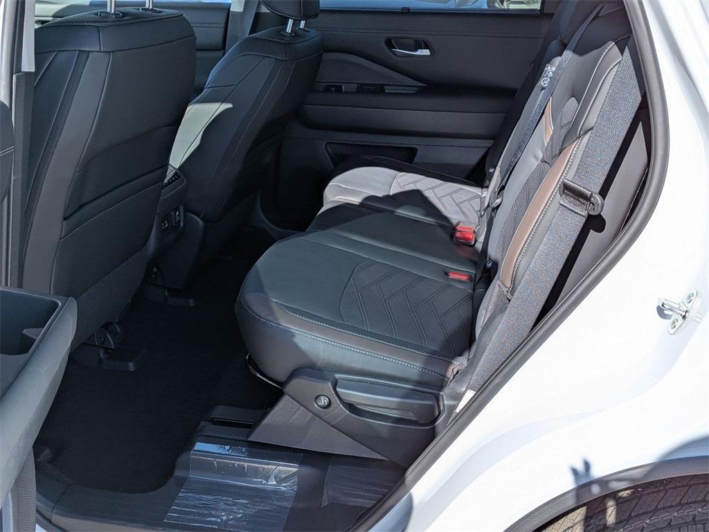 new 2025 Nissan Pathfinder car, priced at $49,510