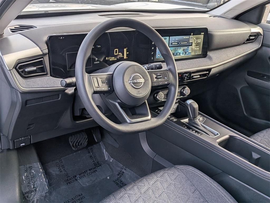 new 2025 Nissan Kicks car, priced at $21,930