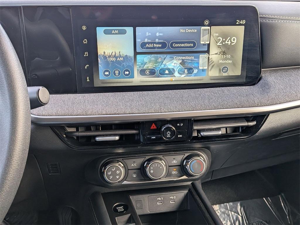 new 2025 Nissan Kicks car, priced at $21,930