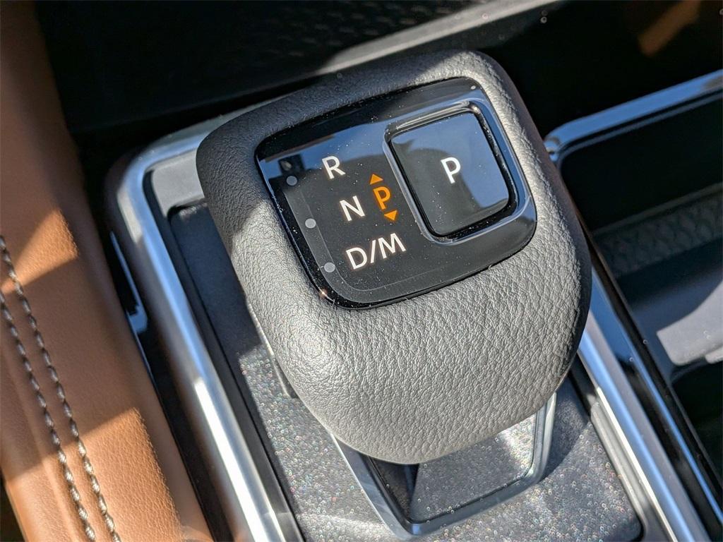 new 2025 Nissan Pathfinder car, priced at $48,625