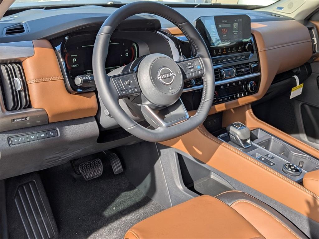 new 2025 Nissan Pathfinder car, priced at $48,625