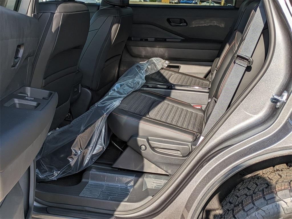 new 2025 Nissan Pathfinder car, priced at $43,888