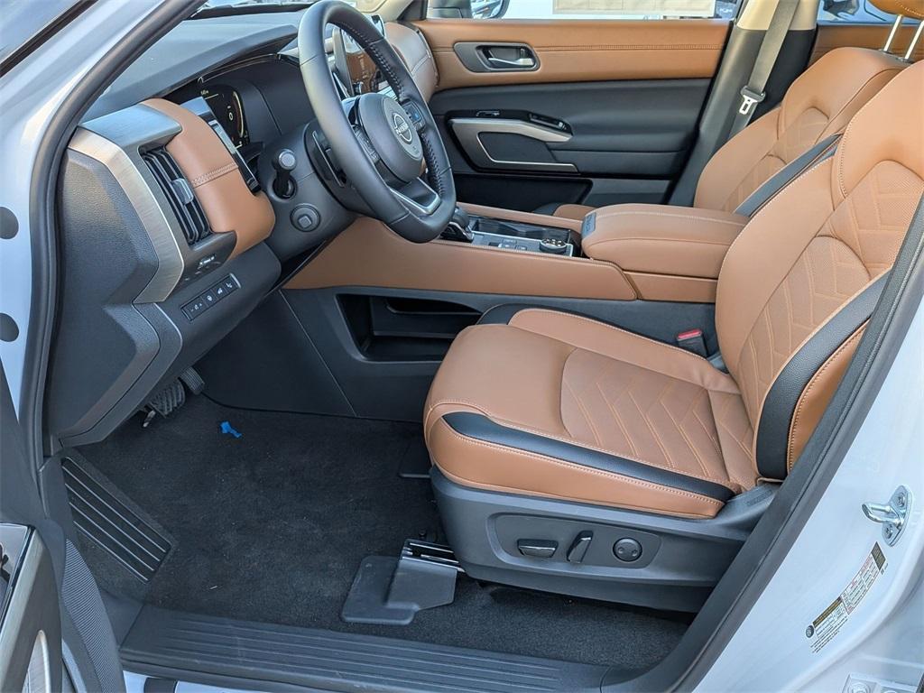 new 2025 Nissan Pathfinder car, priced at $49,510
