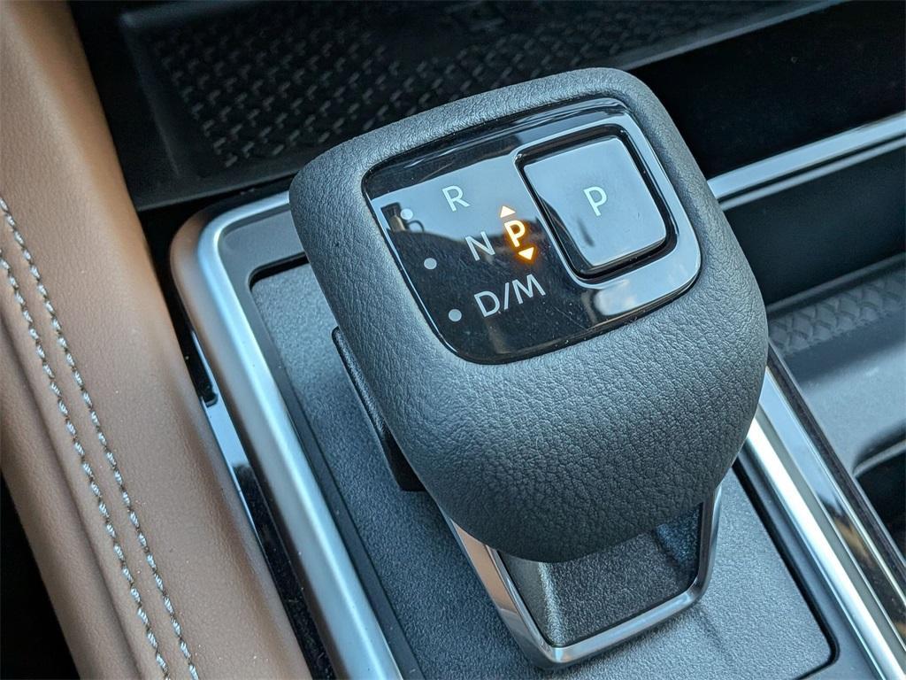 new 2025 Nissan Pathfinder car, priced at $49,510