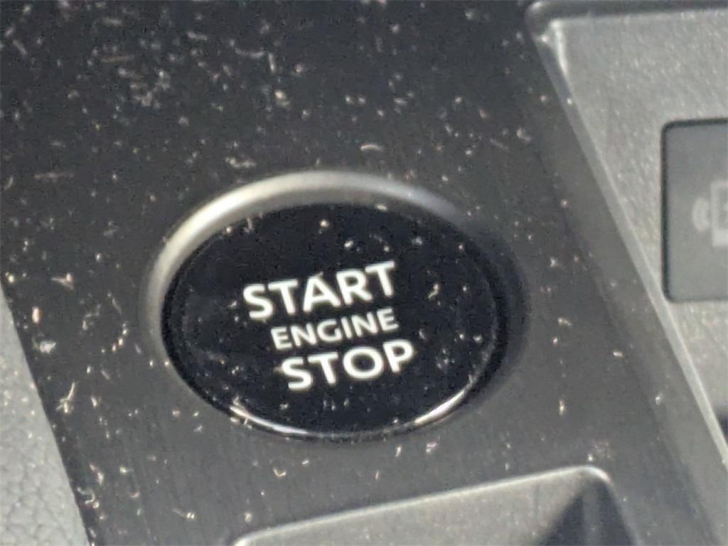 new 2025 Nissan Kicks car, priced at $24,535