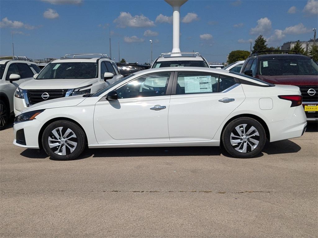 new 2025 Nissan Altima car, priced at $25,987