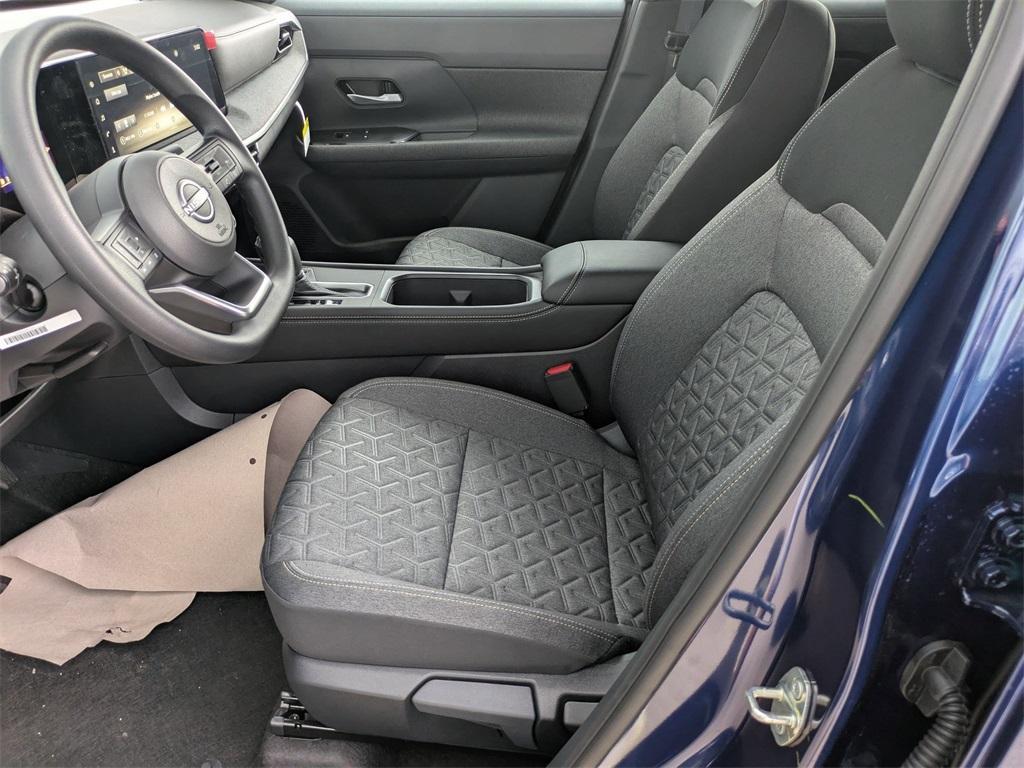 new 2025 Nissan Kicks car, priced at $25,212