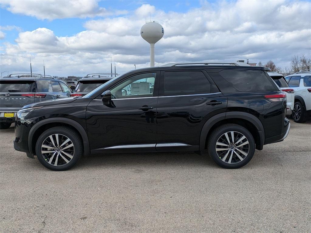 new 2025 Nissan Pathfinder car, priced at $47,102