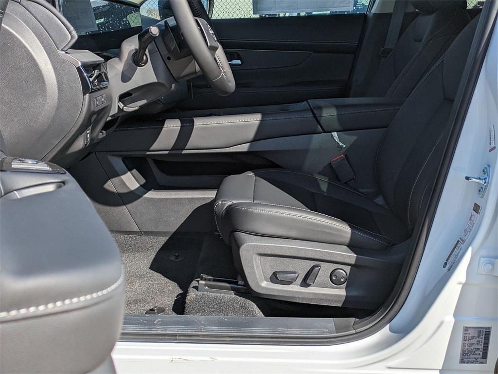 new 2025 Nissan Murano car, priced at $42,051