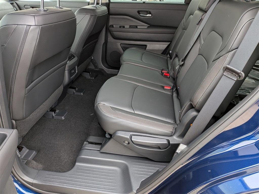 new 2025 Nissan Pathfinder car, priced at $41,590