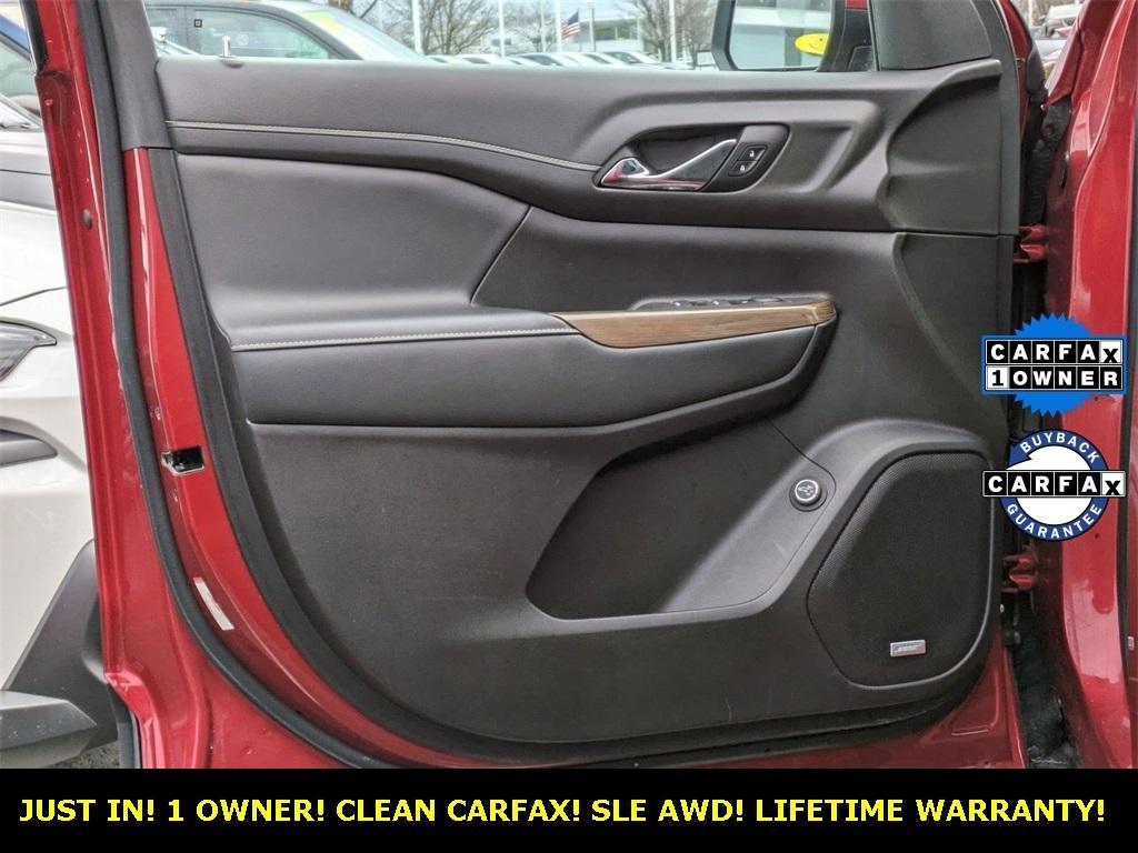 used 2023 GMC Acadia car, priced at $31,877