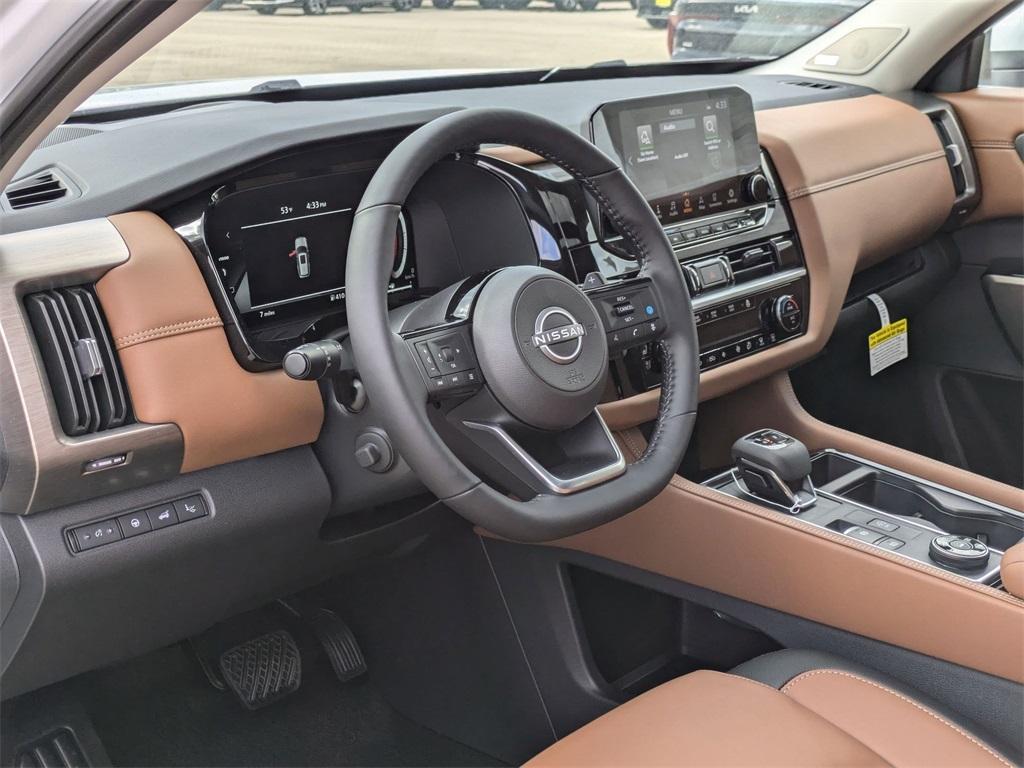 new 2025 Nissan Pathfinder car, priced at $51,091