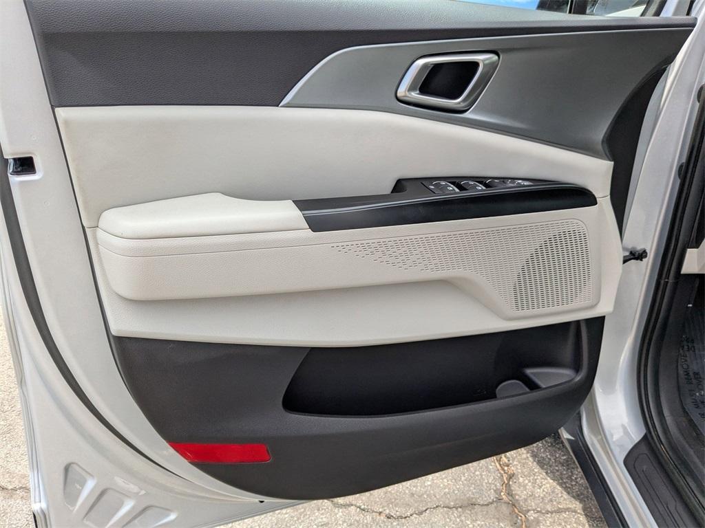 used 2023 Kia Carnival car, priced at $36,477
