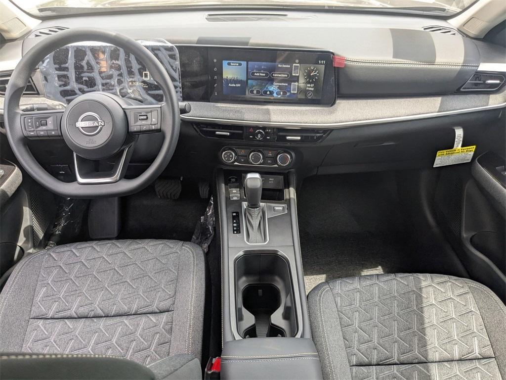 new 2025 Nissan Kicks car, priced at $24,535