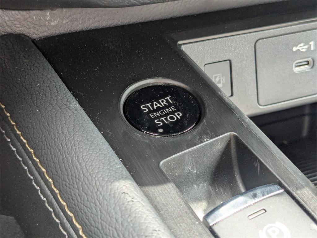 new 2025 Nissan Kicks car, priced at $24,535