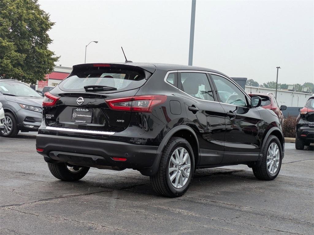 used 2020 Nissan Rogue Sport car, priced at $16,637