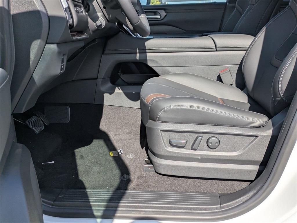 new 2025 Nissan Armada car, priced at $72,560