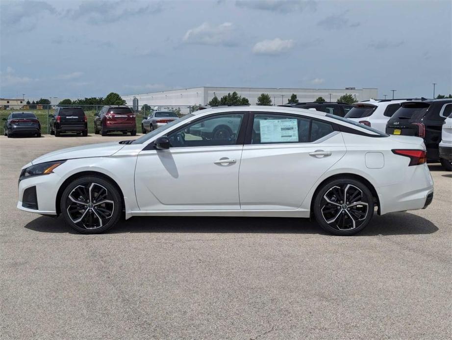 new 2024 Nissan Altima car, priced at $33,840