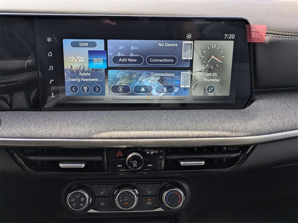 new 2025 Nissan Kicks car, priced at $27,180