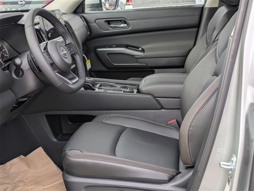 new 2025 Nissan Pathfinder car, priced at $44,707