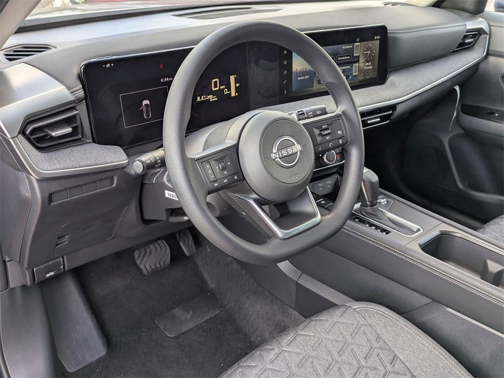 new 2025 Nissan Kicks car, priced at $25,855